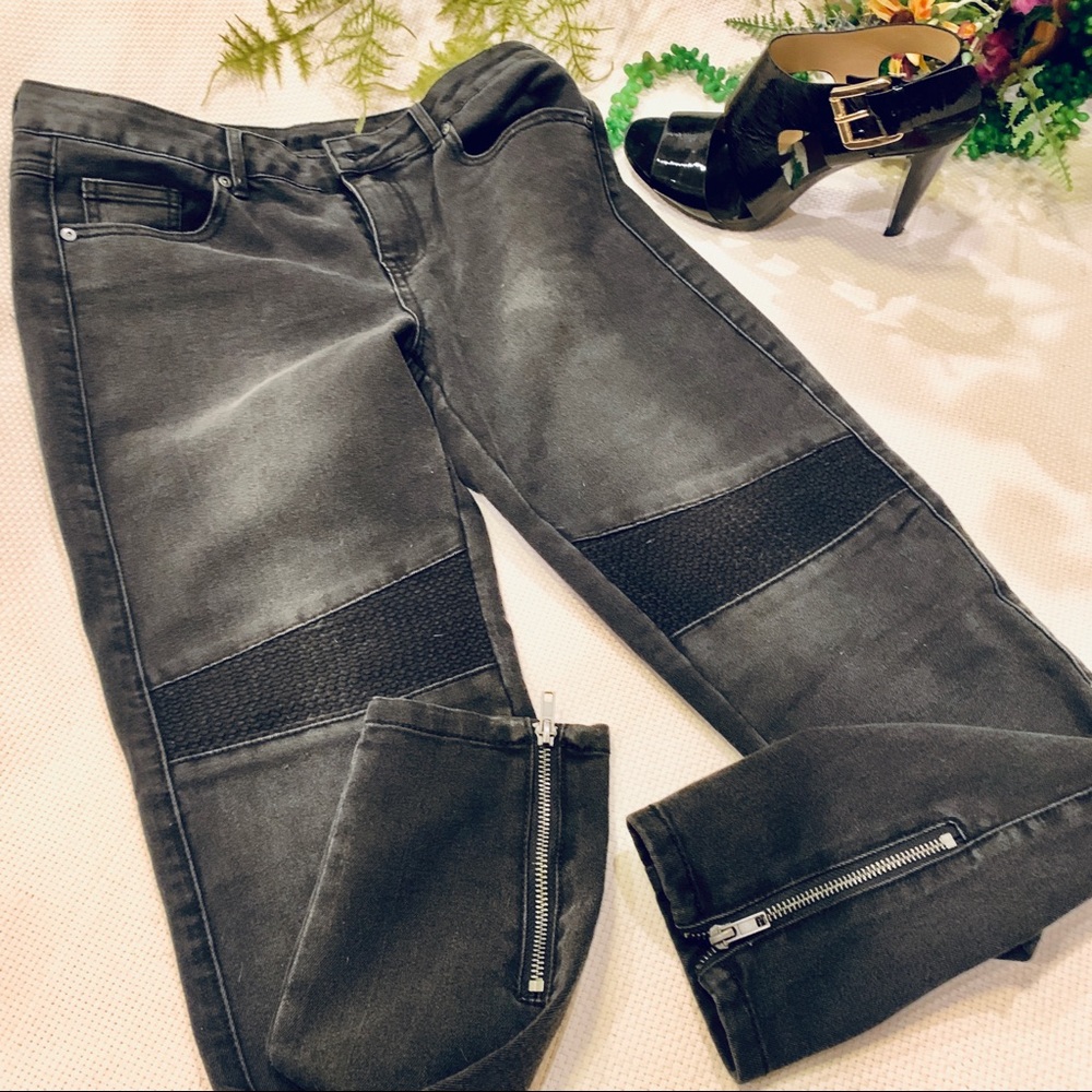 Vila “31 x 30” 🖤🔥Skinny Black Ankle Zip 🖤🔥